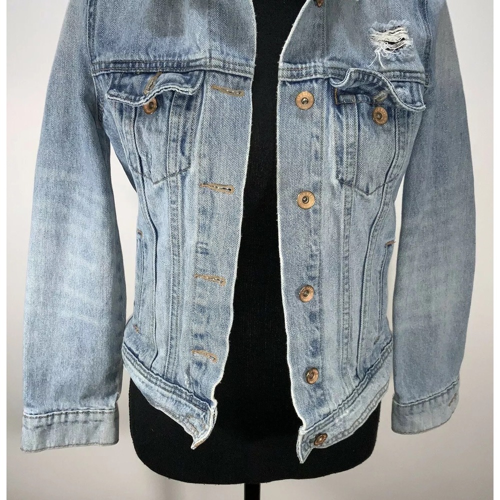 Old Navy Light Blue Denim Jacket Women's Size XS - Picture 3 of 9